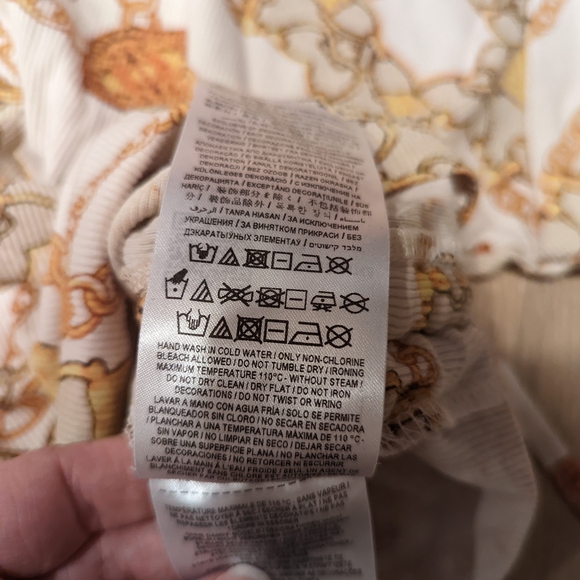 Chain Print Ruched Top - Picture 5 of 9